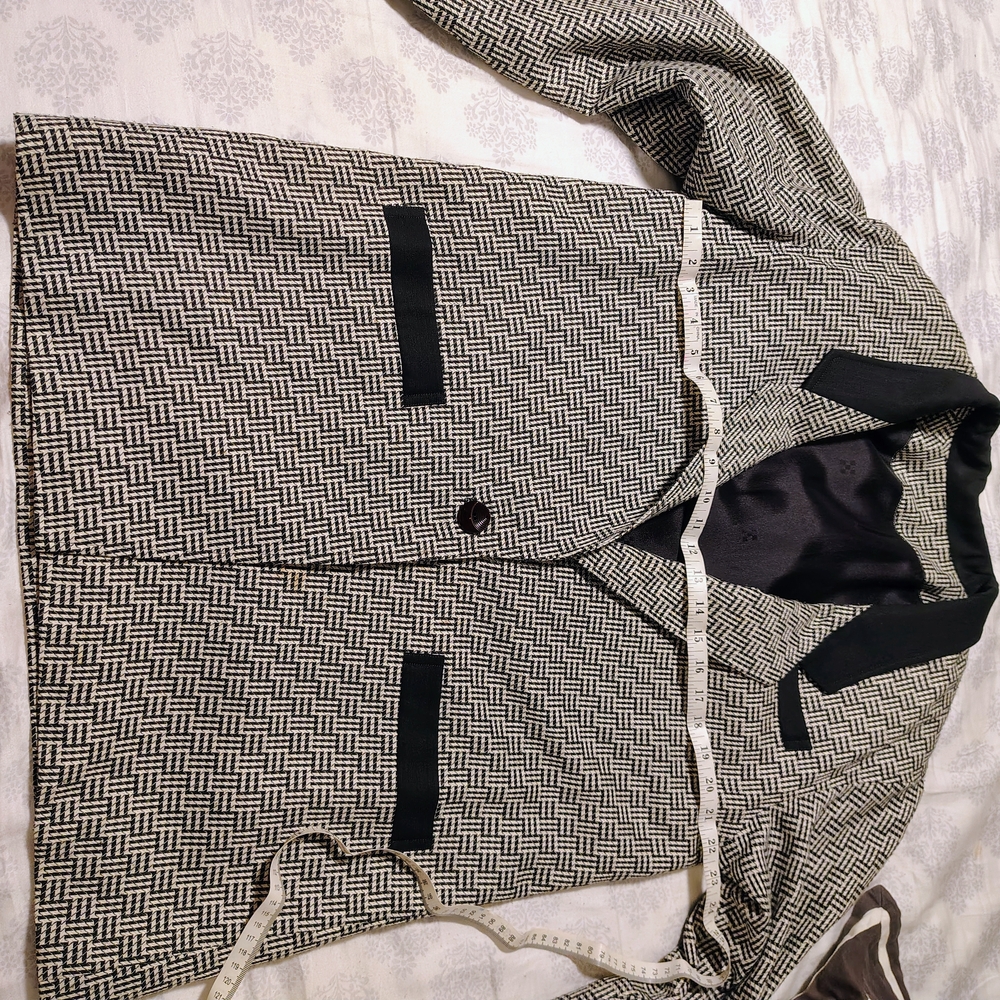 Black and White Houndstooth Blazer